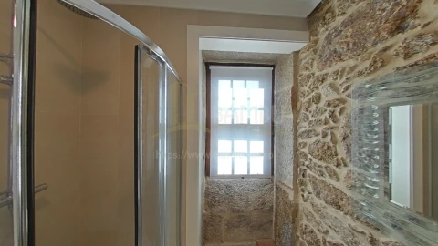 Quinta T6 para Venda em Cerdal