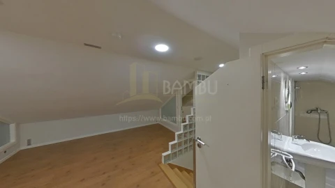 Quinta T6 para Venda em Cerdal