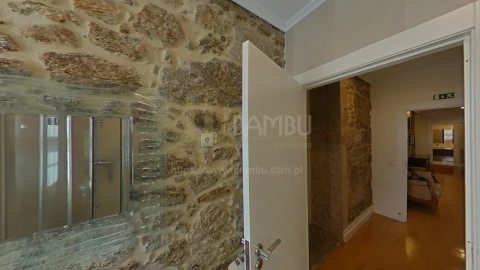 Quinta T6 para Venda em Cerdal