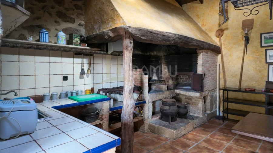 Quinta T6 para Venda em Cerdal Foto 22