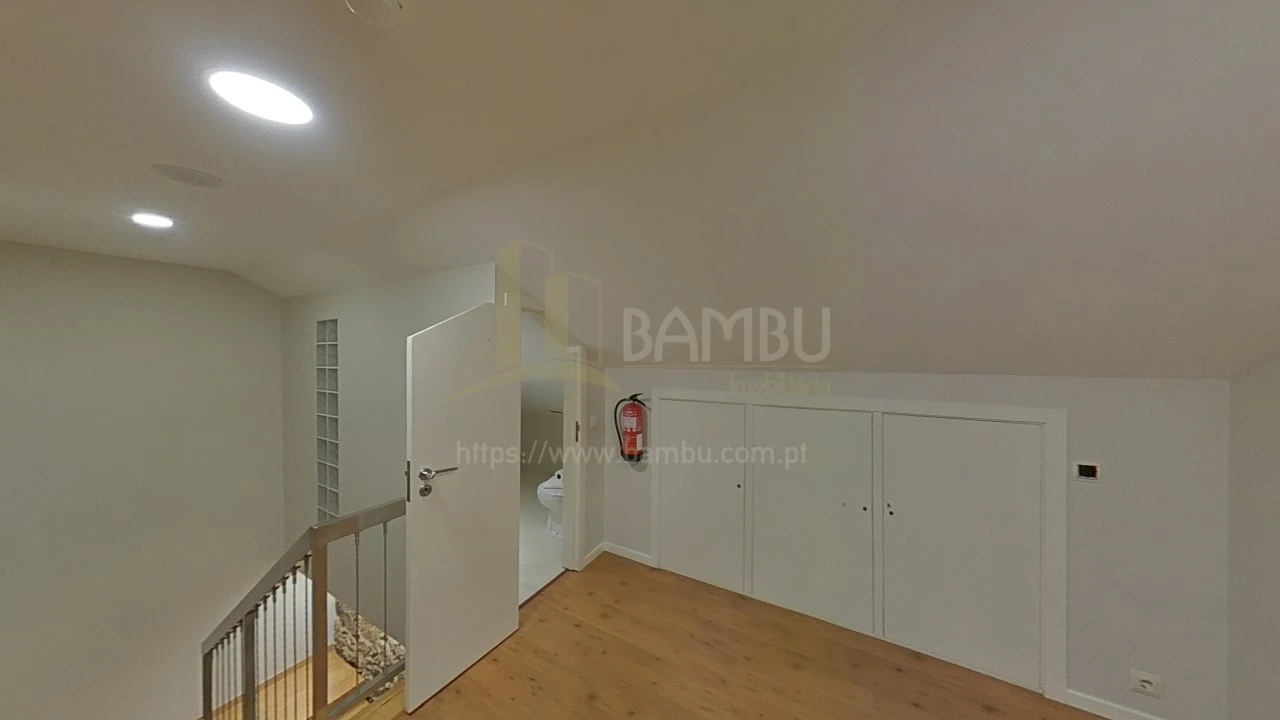 Quinta T6 para Venda em Cerdal Foto 126