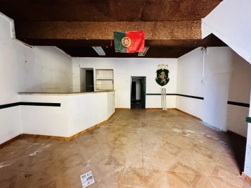 Prédio para Venda em Abrantes (São Vicente e São João) e Alferrarede