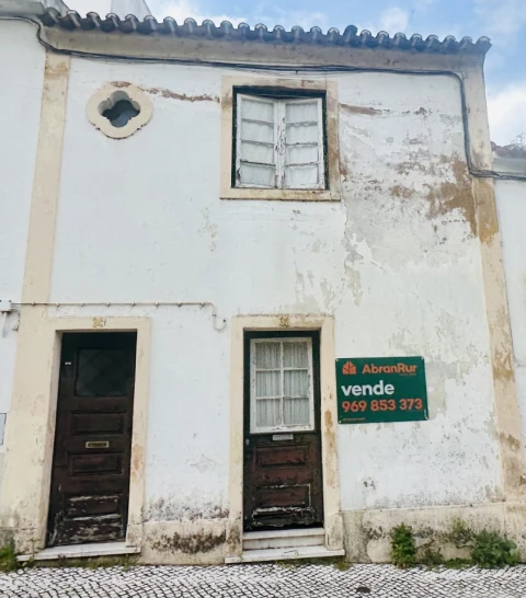 Prédio para Venda em Abrantes (São Vicente e São João) e Alferrarede