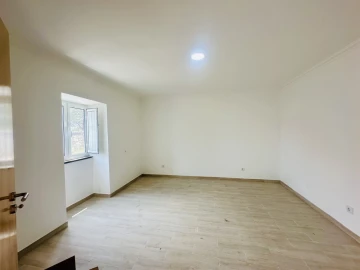 Moradia T6 para Venda em Alvega e Concavada