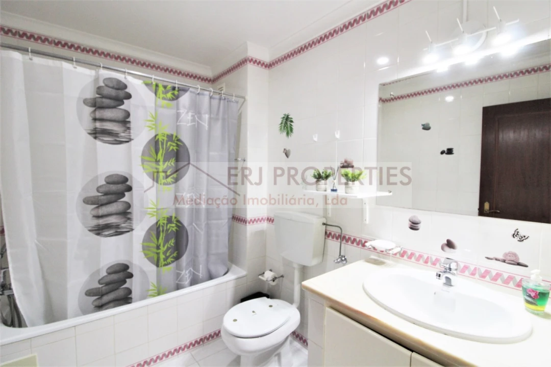 Apartamento T1 para Arrendamento em Vila Nova de Cacela Foto 11