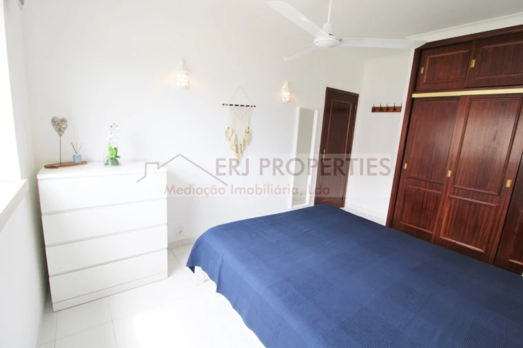 Apartamento T1 para Arrendamento em Vila Nova de Cacela Foto 8