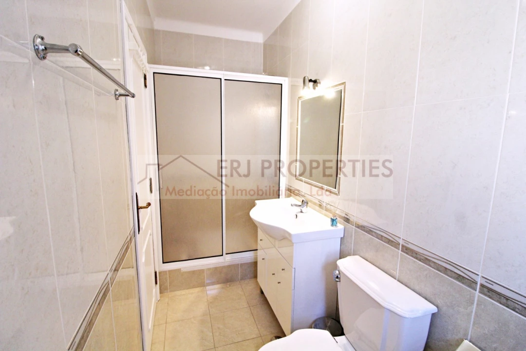 Moradia T3 para Arrendamento em Altura Foto 19