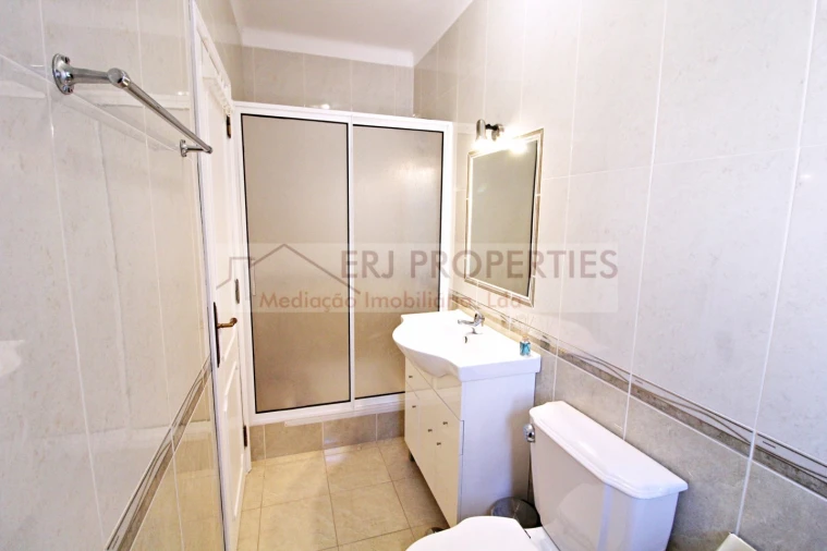 Moradia T3 para Arrendamento em Altura Foto 19
