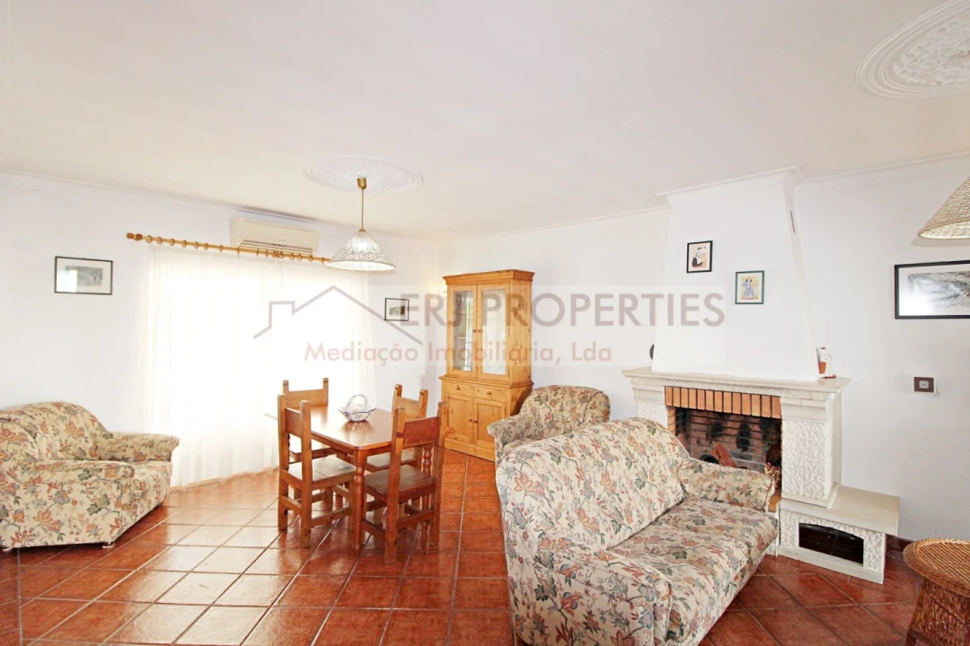 Moradia T3 para Arrendamento em Altura Foto 2