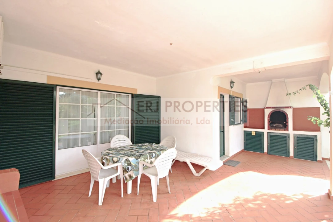 Moradia T3 para Arrendamento em Altura Foto 3
