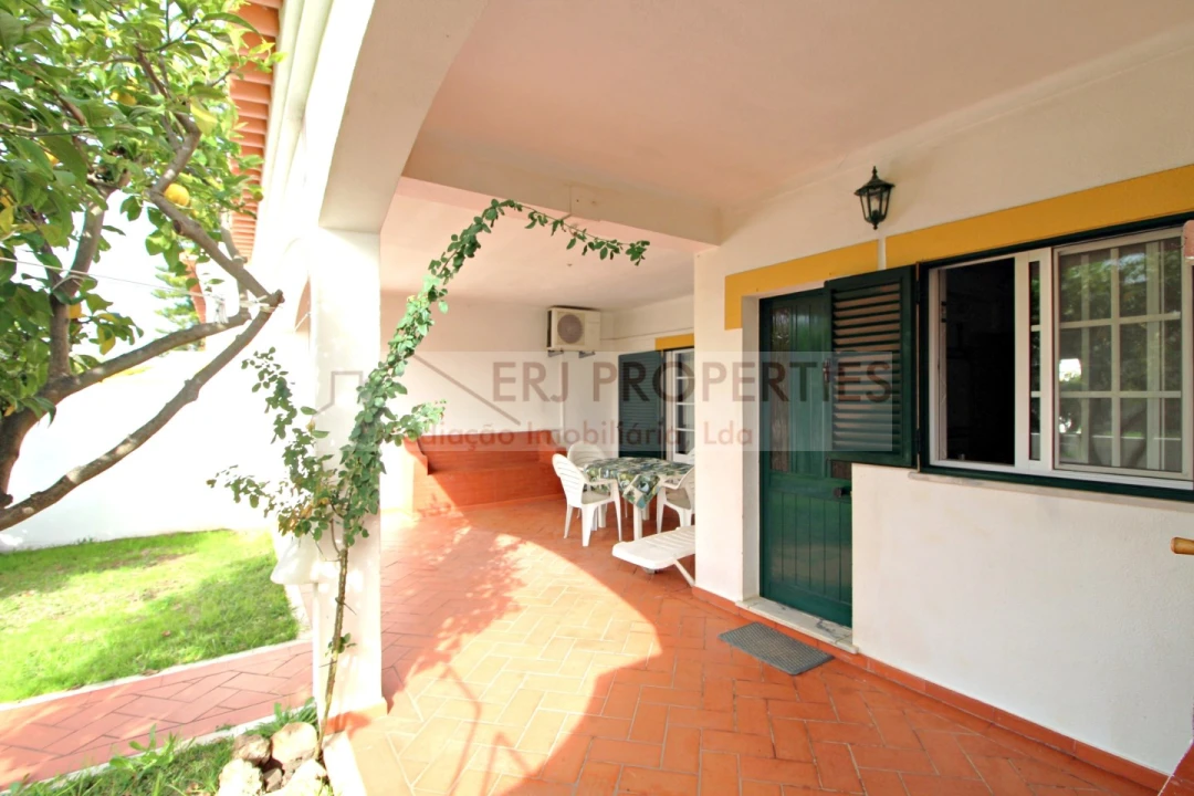 Moradia T3 para Arrendamento em Altura Foto 5
