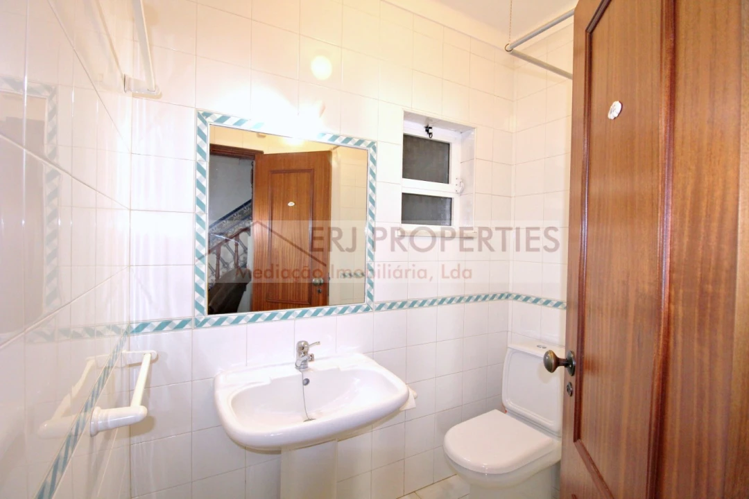 Moradia T3 para Arrendamento em Altura Foto 12