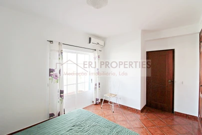 Moradia T3 para Arrendamento em Altura