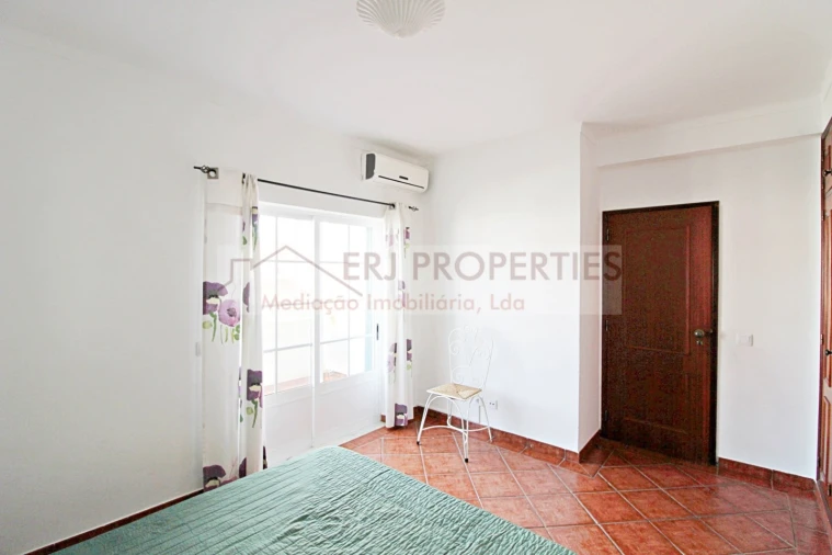 Moradia T3 para Arrendamento em Altura Foto 24