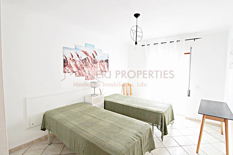 Apartamento T2 para Arrendamento em Altura Foto 11
