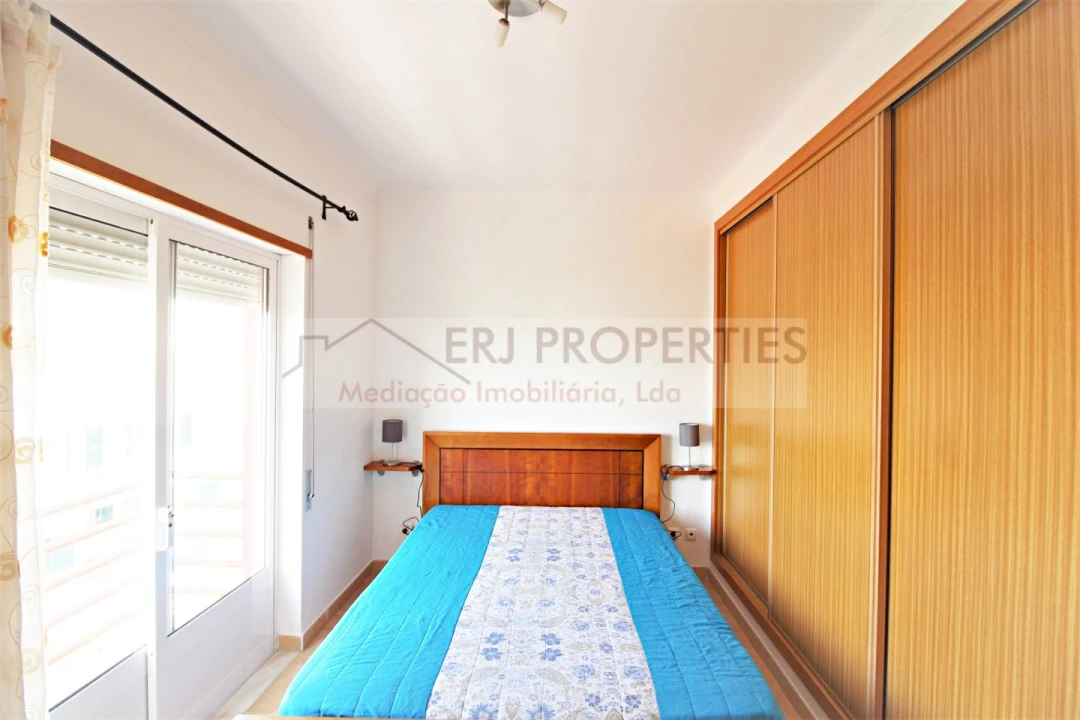 Apartamento T2 para Arrendamento em Altura Foto 9