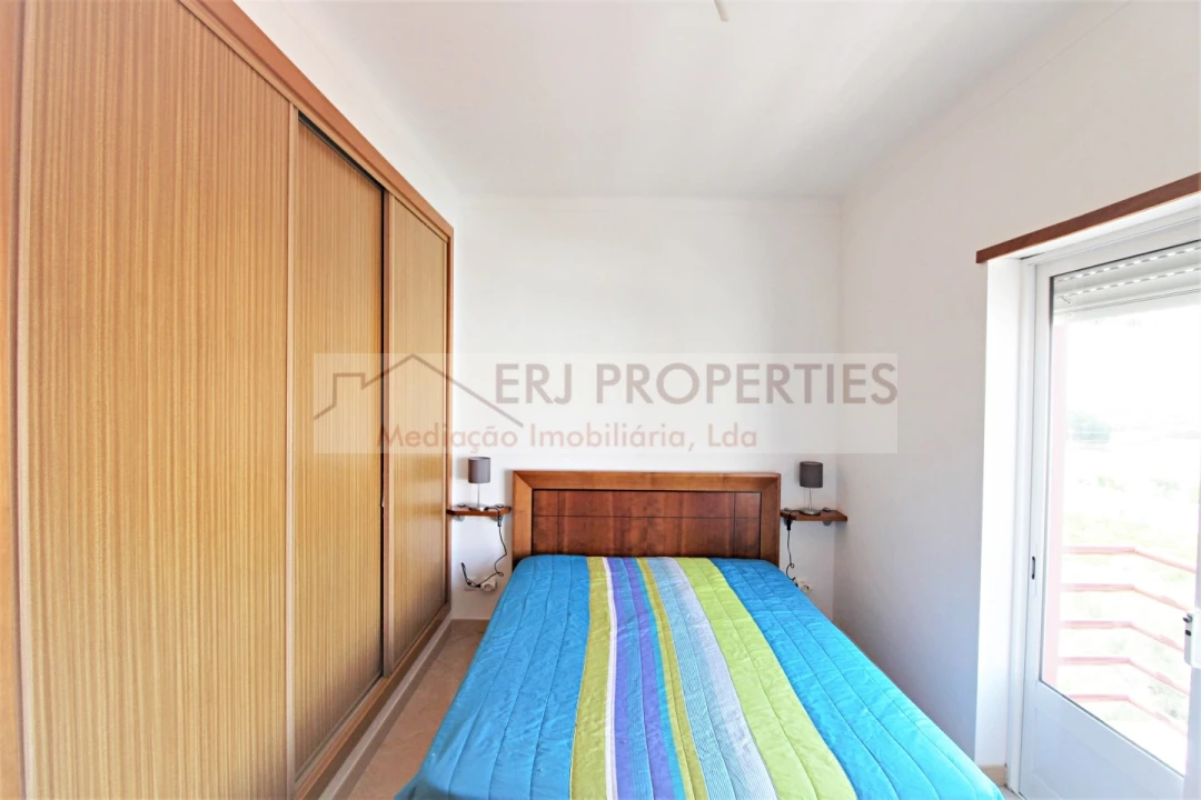 Apartamento T2 para Arrendamento em Altura Foto 12