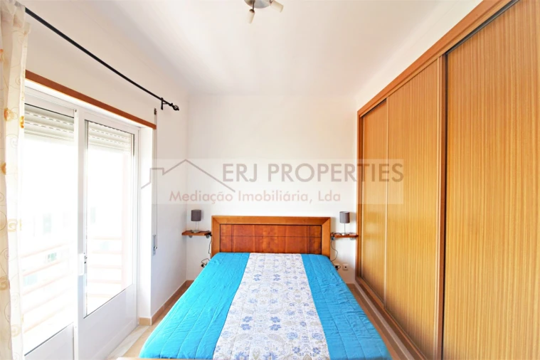 Apartamento T2 para Arrendamento em Altura Foto 9