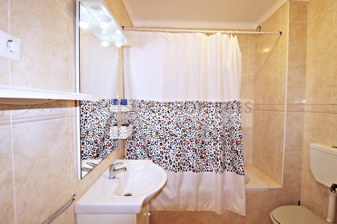 Apartamento T2 para Arrendamento em Altura Foto 13