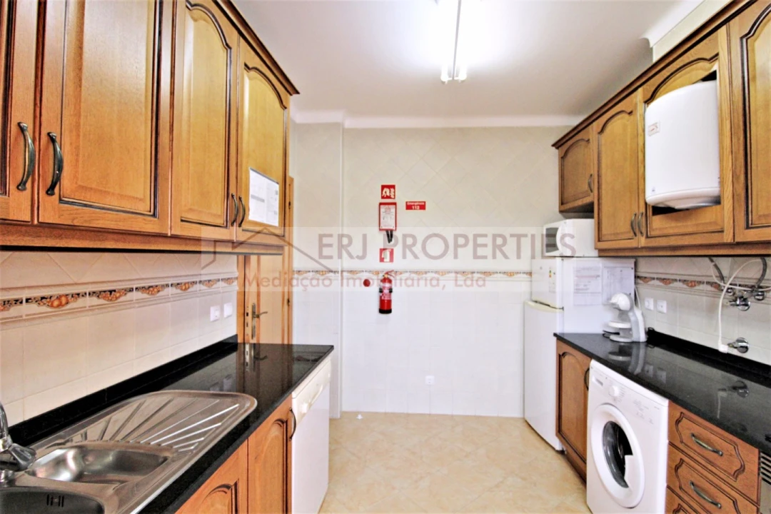 Apartamento T1 para Arrendamento em Altura Foto 10
