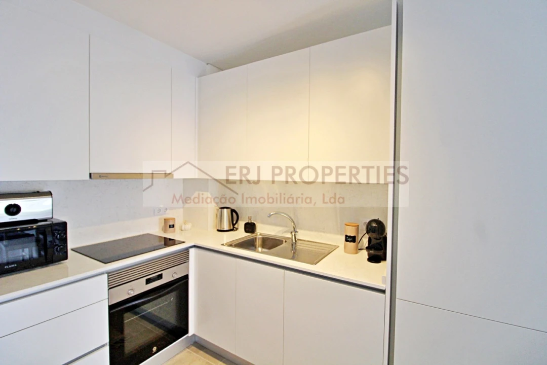Apartamento T1 para Arrendamento em Altura Foto 5