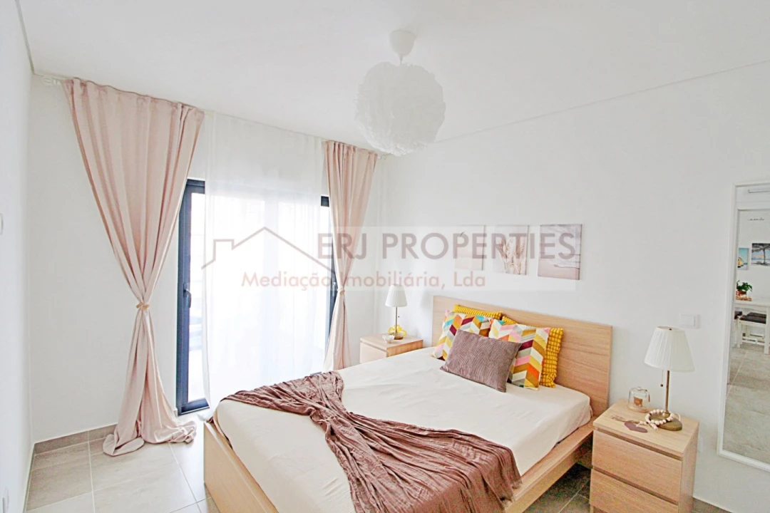 Apartamento T1 para Arrendamento em Altura Foto 8
