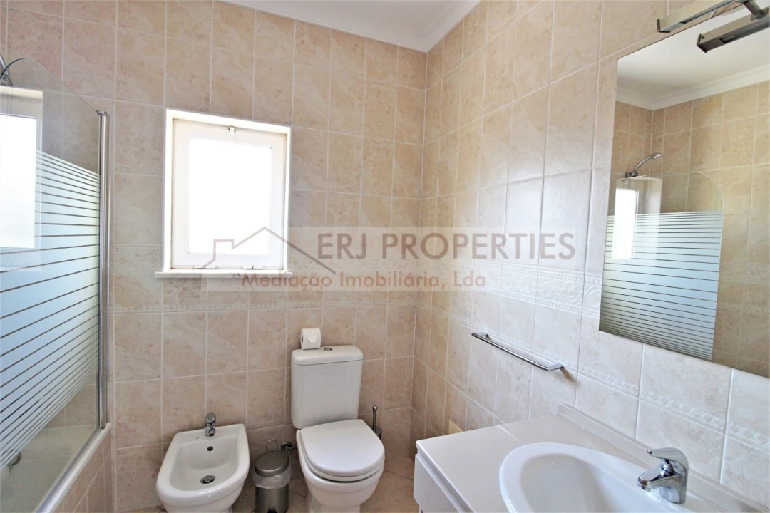 Moradia T3 para Arrendamento em Altura Foto 14