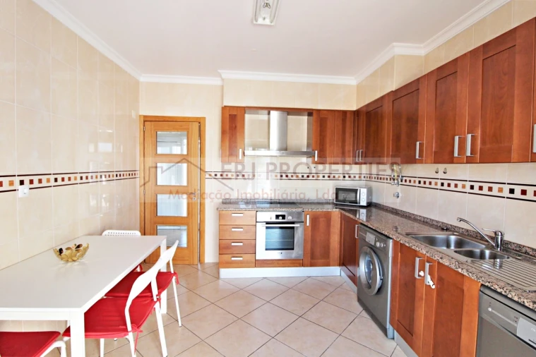 Moradia T3 para Arrendamento em Altura Foto 10