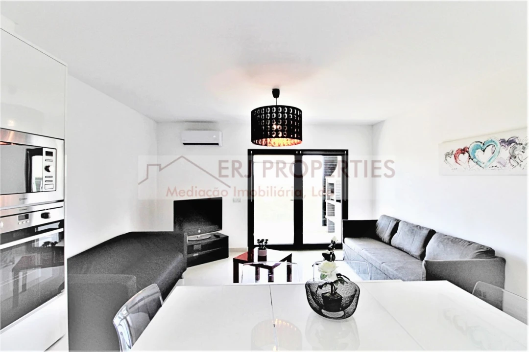 Apartamento T3 para Arrendamento em Altura Foto 6