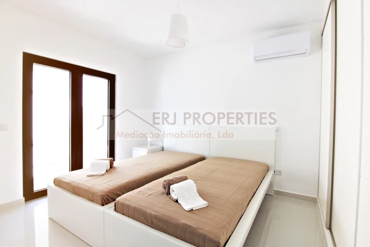 Apartamento T3 para Arrendamento em Altura Foto 7