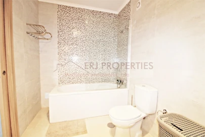 Apartamento T2 para Arrendamento em Altura