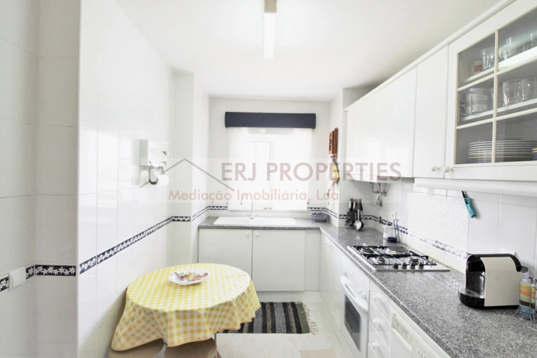 Apartamento T1 para Arrendamento em Altura Foto 9