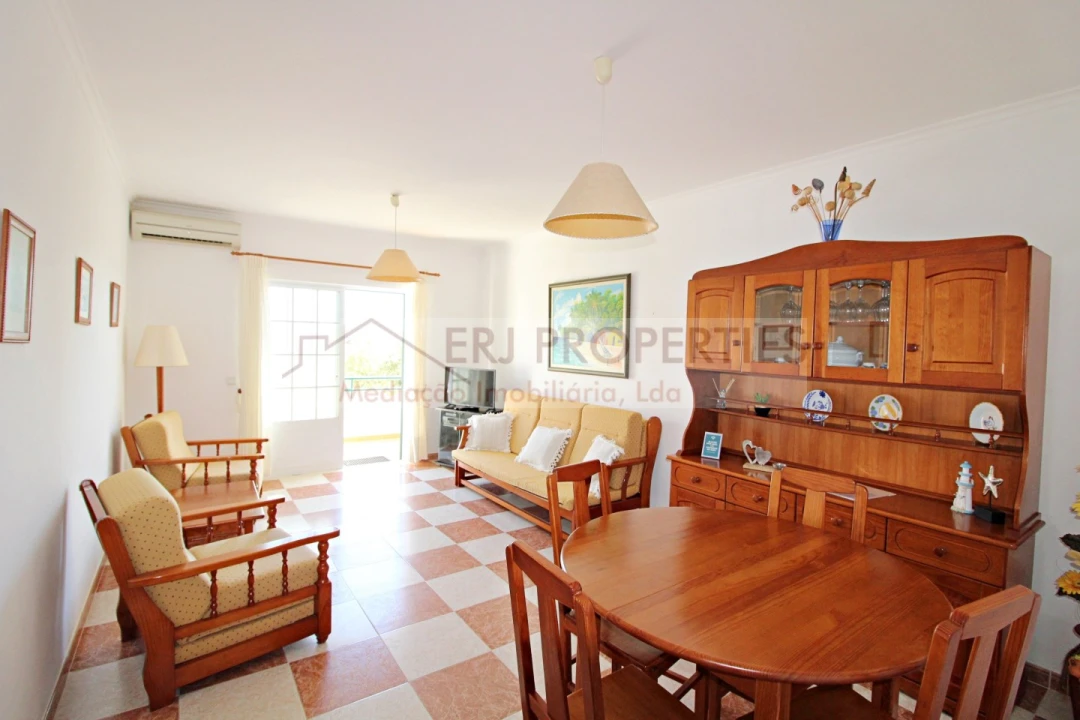 Apartamento T1 para Arrendamento em Altura Foto 5
