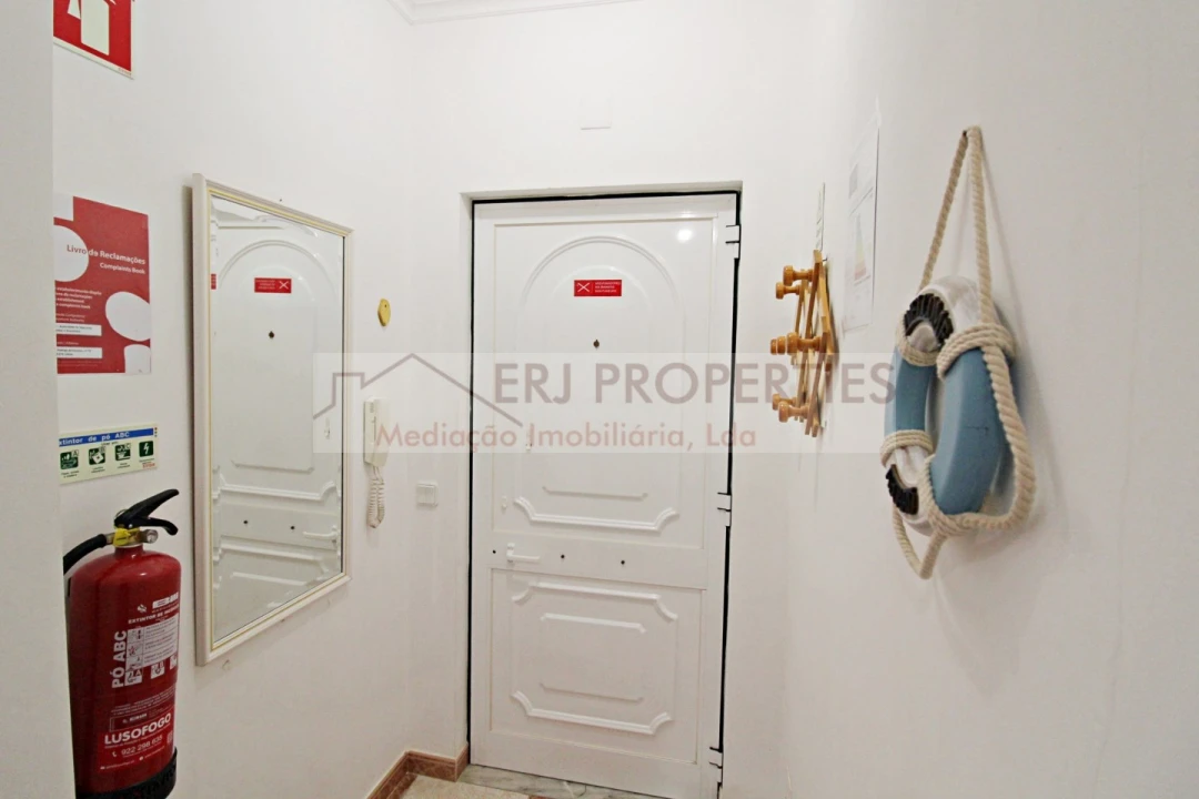 Apartamento T1 para Arrendamento em Altura Foto 12