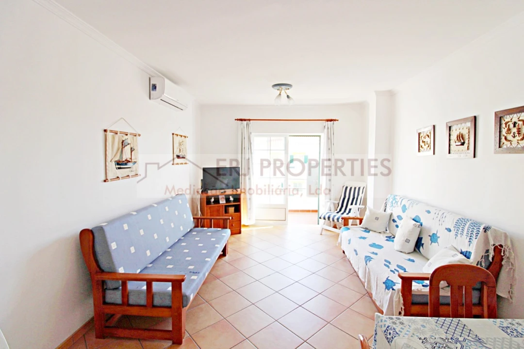 Apartamento T1 para Arrendamento em Altura Foto 2