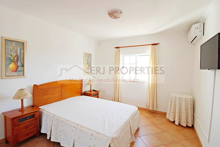 Apartamento T1 para Arrendamento em Altura Foto 7