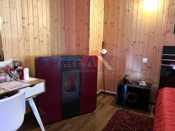 Moradia T12 para Venda em O. Azeméis, Riba-Ul, Ul, Macinhata Seixa, Madail
