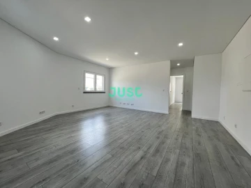Apartamento T2 para Venda em Fernao Ferro