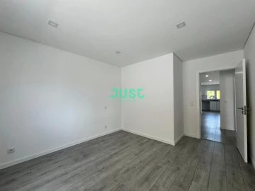 Apartamento T2 para Venda em Fernao Ferro