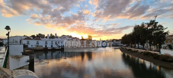 Terreno para Venda em Tavira (Santa Maria e Santiago)