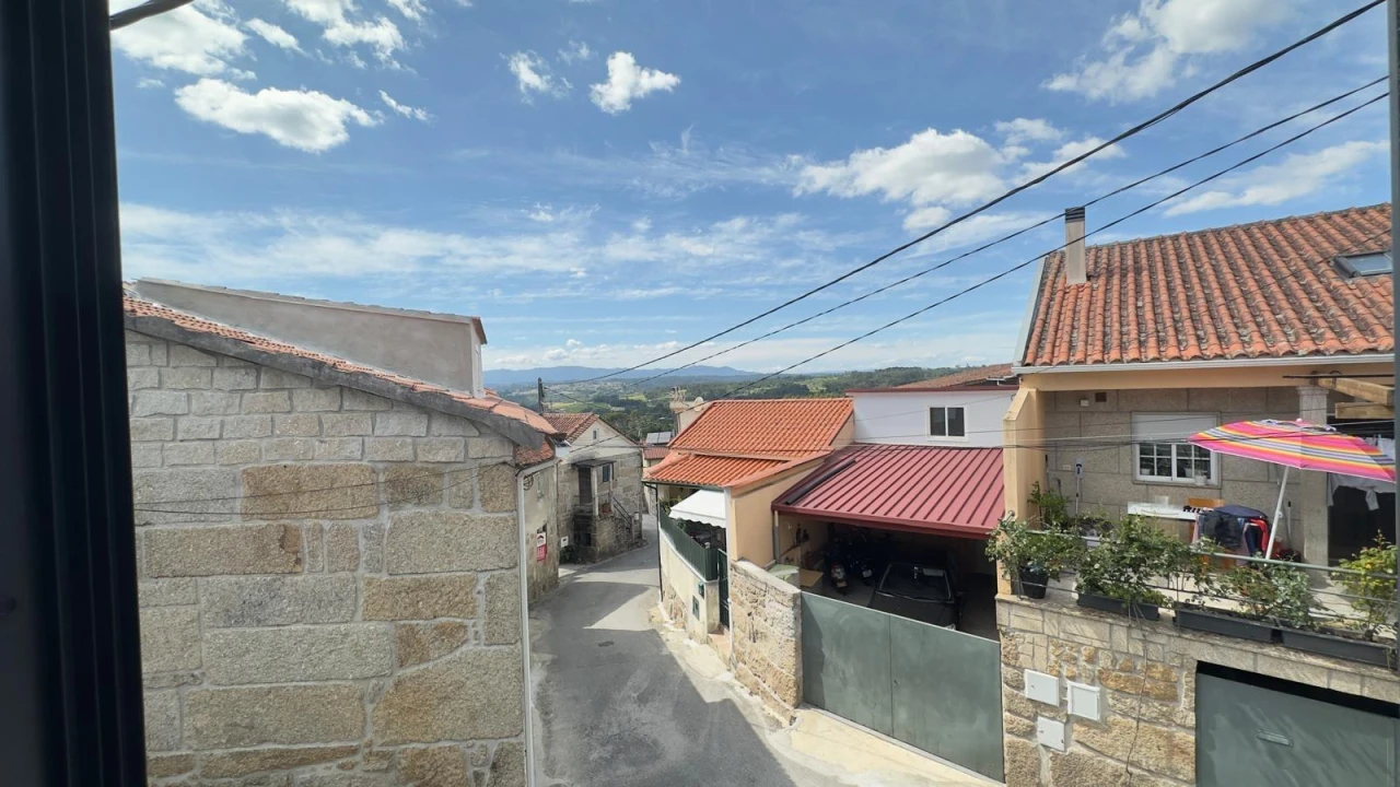 Moradia T3 para Venda em Silgueiros Foto 45