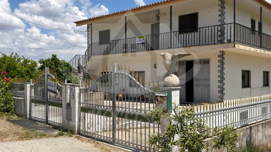 Quinta T3 para Venda em Nossa Senhora da Graça de Povoa e Meadas