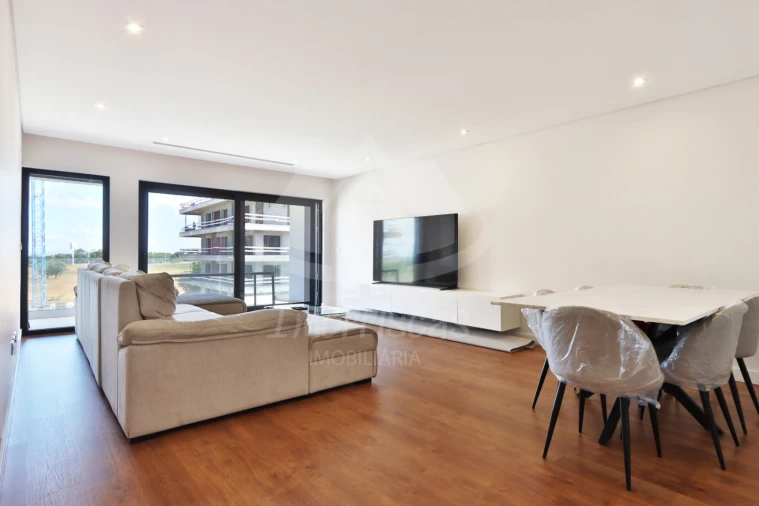 Apartamento T3 para Venda em Montijo e Afonsoeiro Foto 2