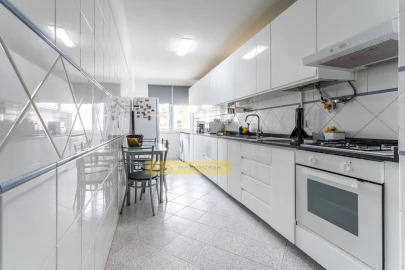 Apartamento T2 para Venda em Algueirão-Mem Martins