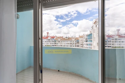 Apartamento T2 para Venda em Algueirão-Mem Martins