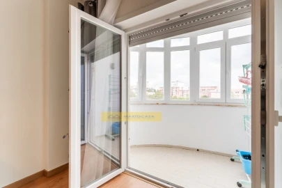 Apartamento T2 para Venda em Algueirão-Mem Martins