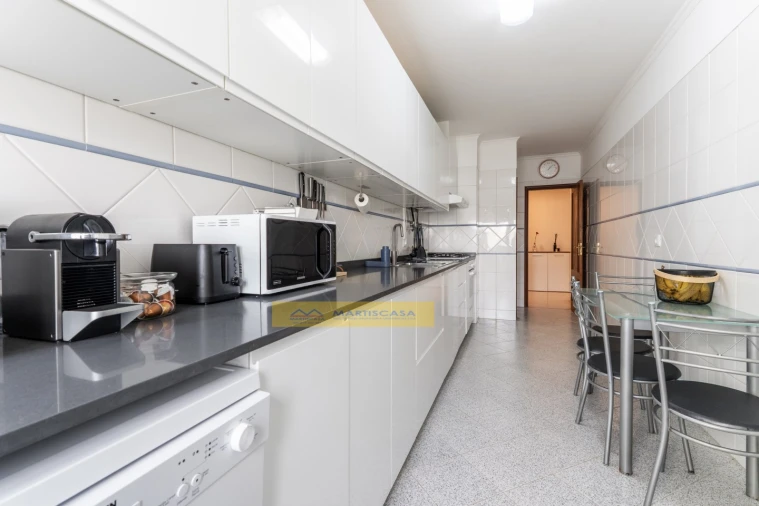 Apartamento T2 para Venda em Algueirão-Mem Martins Foto 5