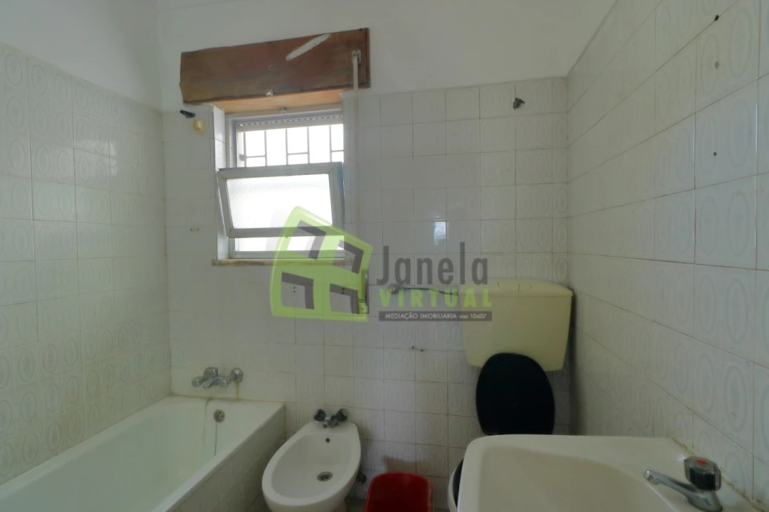 Moradia T4 para Venda em Quinta do Conde Foto 17