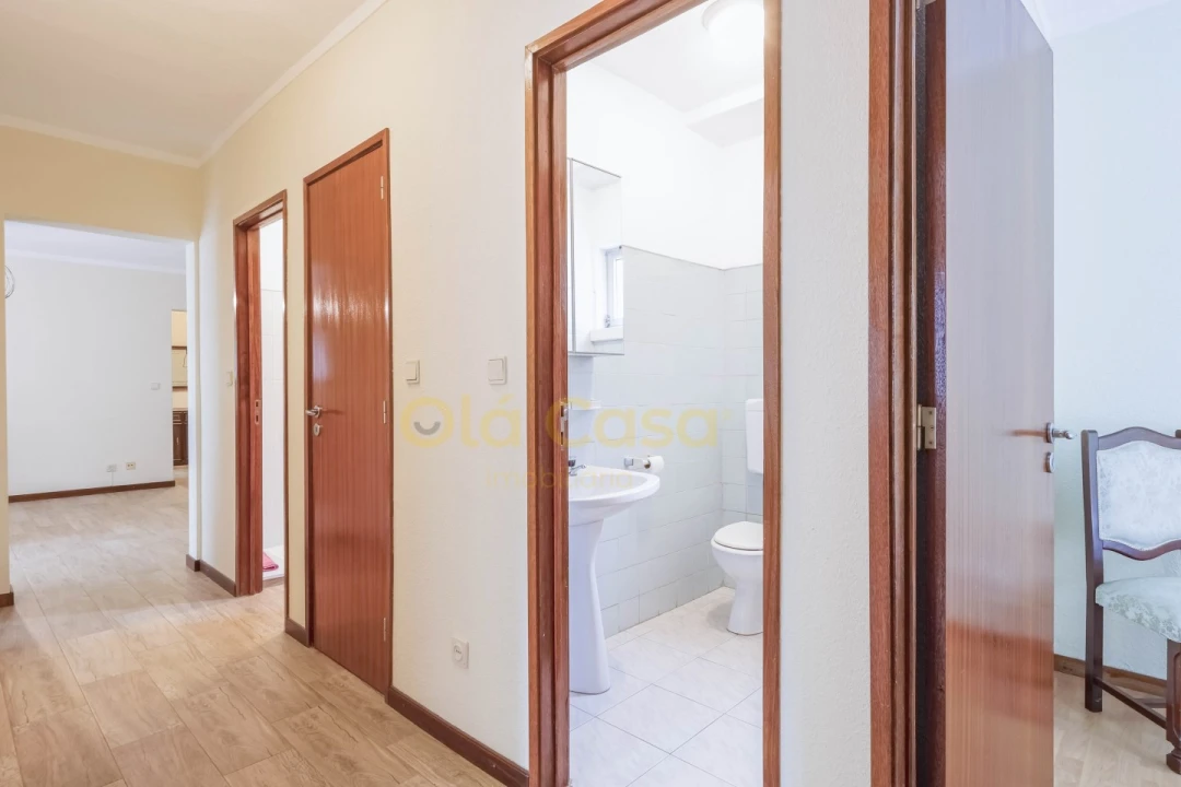 Apartamento T3 para Venda em Ramalde Foto 15