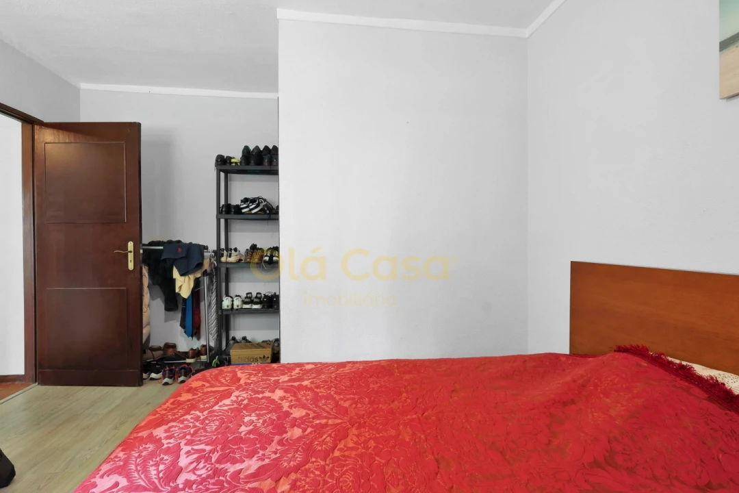 Apartamento T1 para Venda em Ramalde Foto 16